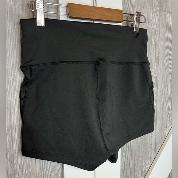 D11.41 Black Booty Shorts 1.5” inseam - Picture 2 of 3